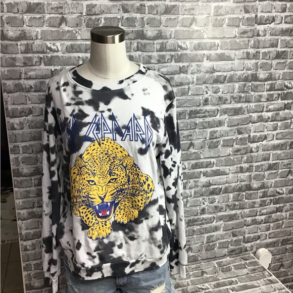 Def Lepard - Picture 3 of 6